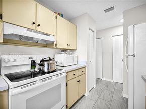 2934 NW 94th St, Miami FL 33147