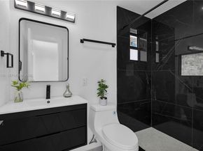 7501 Raleigh St, Hollywood FL 33024