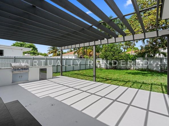 841 SE 11th Pl, Hialeah FL 33010