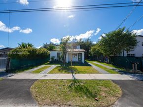 742 NW 70th St, Miami FL 33150