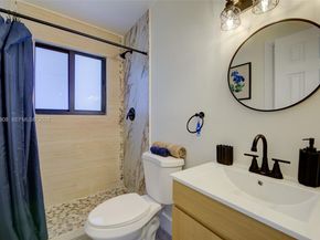 742 NW 70th St, Miami FL 33150