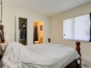 742 NW 70th St, Miami FL 33150