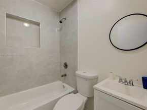 742 NW 70th St, Miami FL 33150