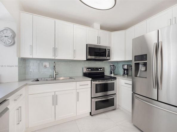 1825 SW 67th Ct, Miami FL 33155