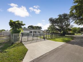 1825 SW 67th Ct, Miami FL 33155