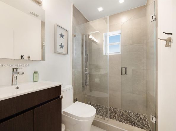 1825 SW 67th Ct, Miami FL 33155