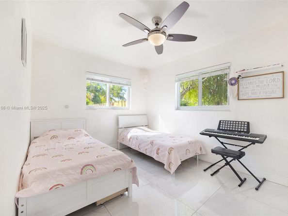 1825 SW 67th Ct, Miami FL 33155