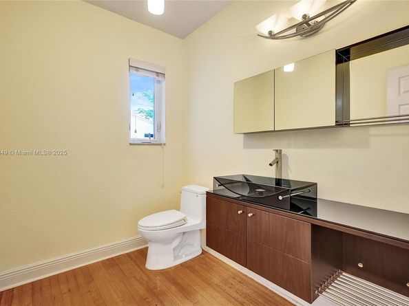 911 Mariana Ave, Coral Gables FL 33134