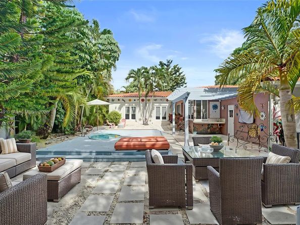 911 Mariana Ave, Coral Gables FL 33134