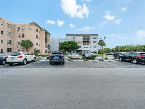 2840 Somerset Dr 207M, Lauderdale Lakes FL 33311