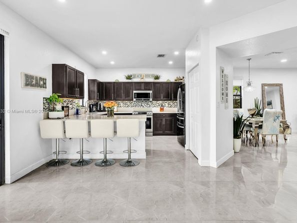 11709 SW 253rd St, Homestead FL 33032