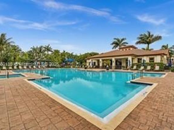 11709 SW 253rd St, Homestead FL 33032