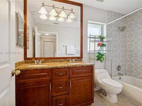 10871 NW 35th Pl, Sunrise FL 33351