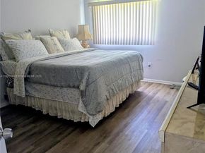 1650 SW 124th Ter 212D, Pembroke Pines FL 33027