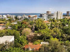 1645 S Bayshore Dr, Coconut Grove FL 33133