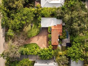 1645 S Bayshore Dr, Coconut Grove FL 33133