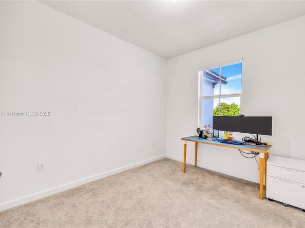 12606 NW 22nd Pl, Miami FL 33167