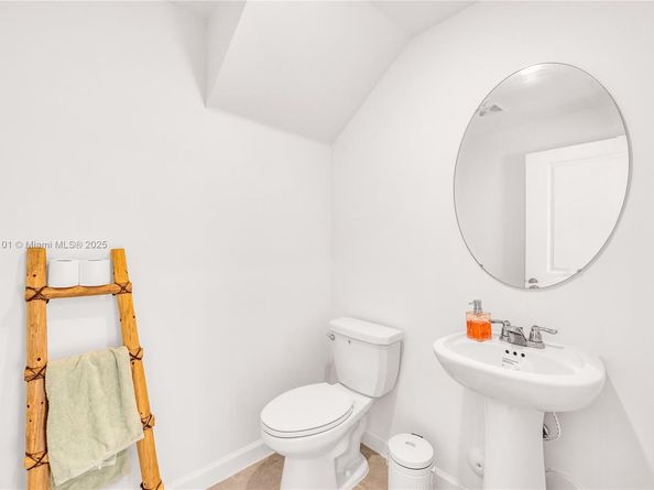 12606 NW 22nd Pl, Miami FL 33167