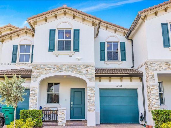 12606 NW 22nd Pl, Miami FL 33167