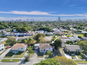 731 SW 8th Ave, Hallandale Beach FL 33009