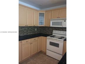 7732 Camino Real F220, Miami FL 33143