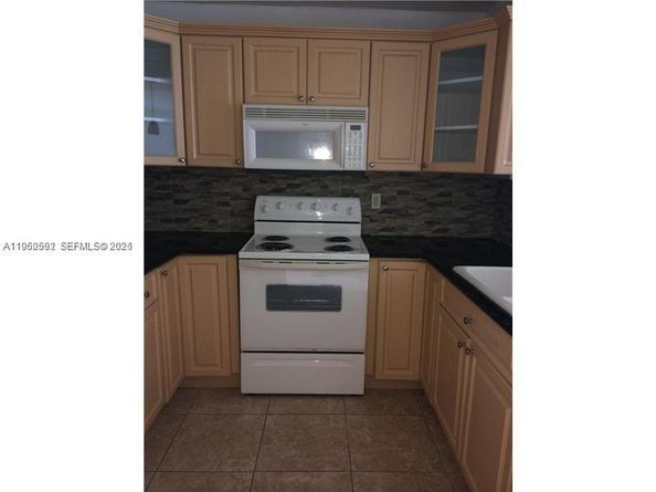 7732 Camino Real F220, Miami FL 33143