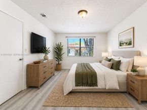 9730 Hammocks Blvd 20128, Miami FL 33196