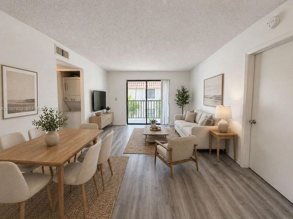 9730 Hammocks Blvd 20128, Miami FL 33196