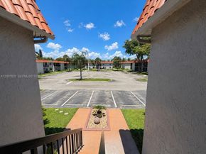 9730 Hammocks Blvd 20128, Miami FL 33196