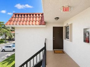 9730 Hammocks Blvd 20128, Miami FL 33196