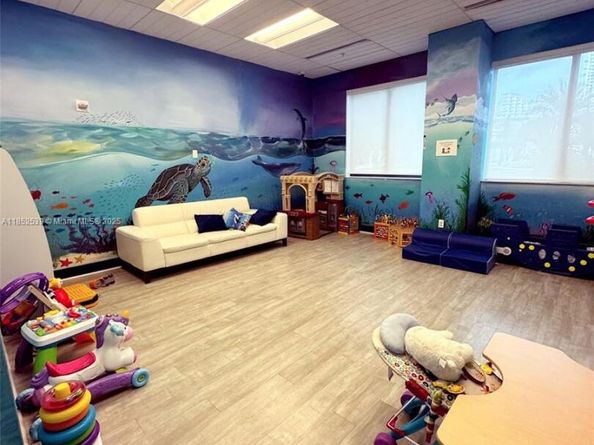 999 SW 1st Ave 2611, Miami FL 33130