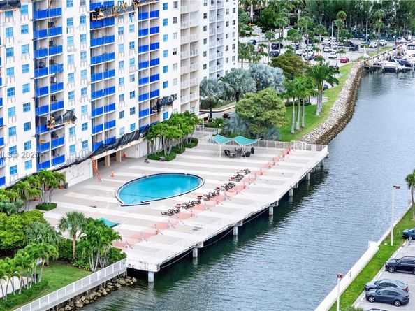 400 Kings Point Dr 1604, Sunny Isles Beach FL 33160