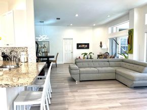 1107 Fairfield Meadows Dr, Weston FL 33327