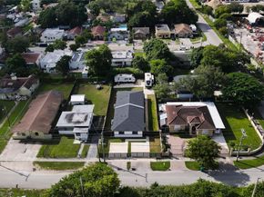 2490 & 2492 NW 44th St, Miami FL 33142