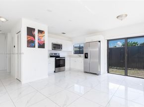 2490 & 2492 NW 44th St, Miami FL 33142