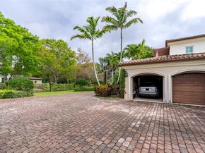 12101 Moss Ranch Rd, Pinecrest FL 33156
