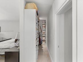 10105 SW 71st Ave, Pinecrest FL 33156