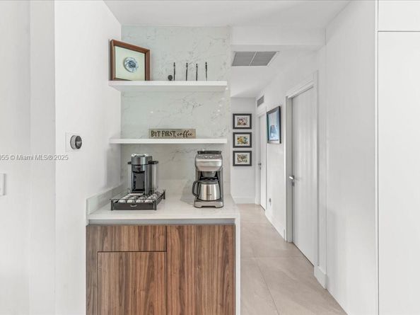 10105 SW 71st Ave, Pinecrest FL 33156