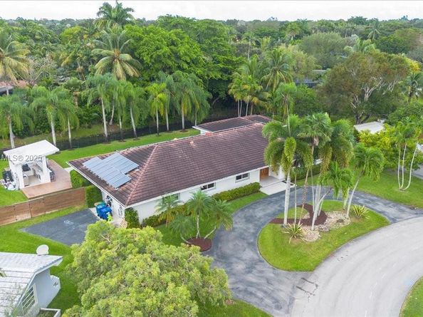 10105 SW 71st Ave, Pinecrest FL 33156