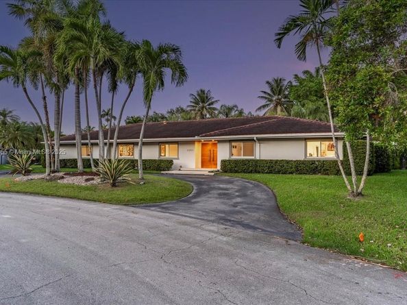 10105 SW 71st Ave, Pinecrest FL 33156