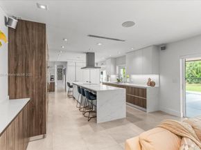 10105 SW 71st Ave, Pinecrest FL 33156