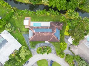10105 SW 71st Ave, Pinecrest FL 33156