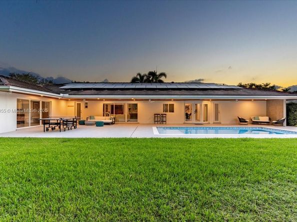 10105 SW 71st Ave, Pinecrest FL 33156