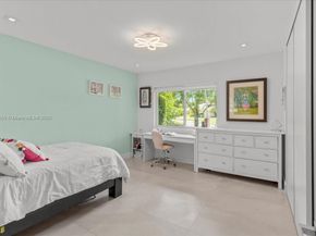 10105 SW 71st Ave, Pinecrest FL 33156