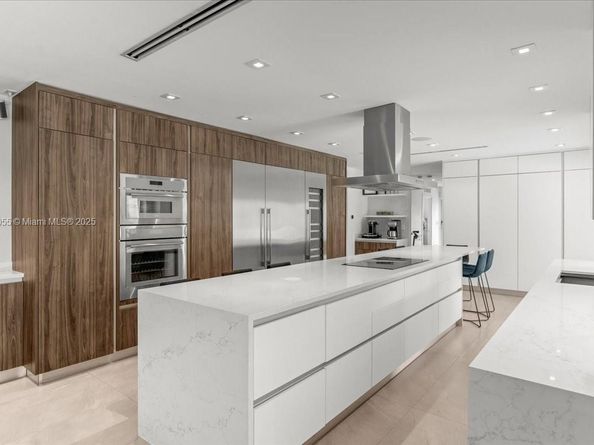 10105 SW 71st Ave, Pinecrest FL 33156