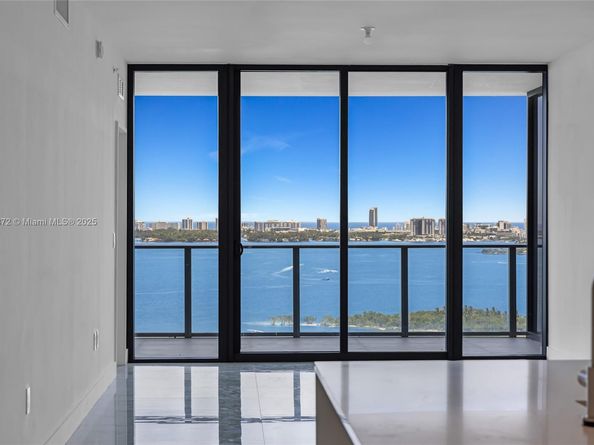 700 NE 24 Street 2306, Miami FL 33137