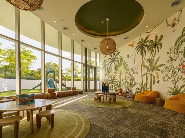 700 NE 24 Street 2306, Miami FL 33137