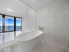 700 NE 24 Street 2306, Miami FL 33137