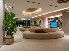 700 NE 24 Street 2306, Miami FL 33137