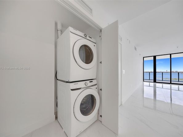 700 NE 24 Street 2306, Miami FL 33137